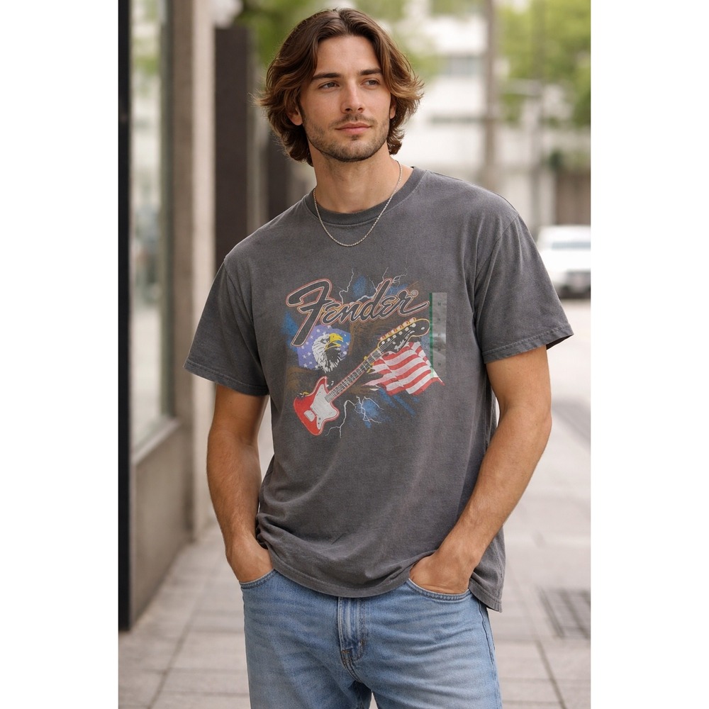 Fender Mens‎ T Shirt Graphic Print Eagle Guitar American Flag Gray Size Medium